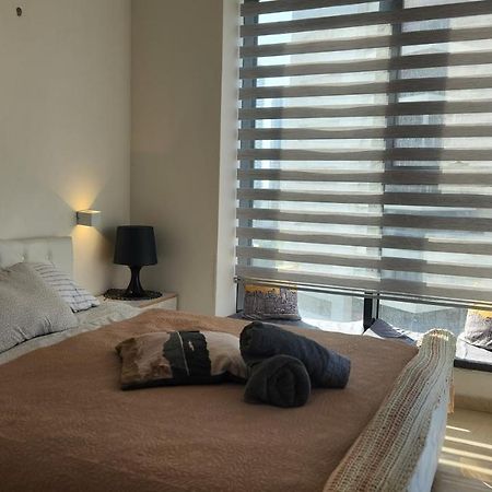 Bat Yam Luxery 5Br Sea View Suite ภายนอก รูปภาพ
