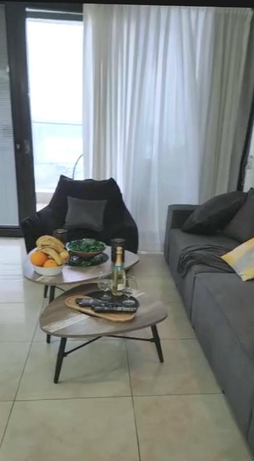 Bat Yam Luxery 5Br Sea View Suite ภายนอก รูปภาพ
