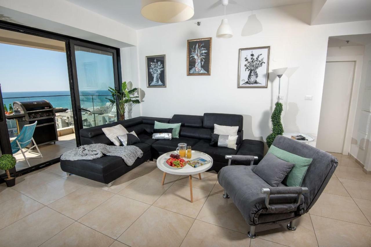 Bat Yam Luxery 5Br Sea View Suite ภายนอก รูปภาพ