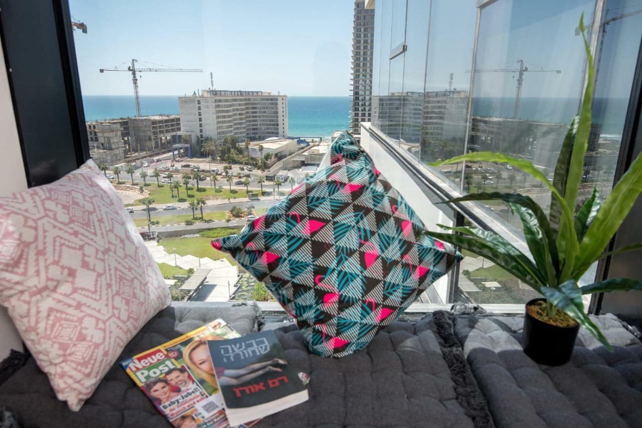Bat Yam Luxery 5Br Sea View Suite ภายนอก รูปภาพ